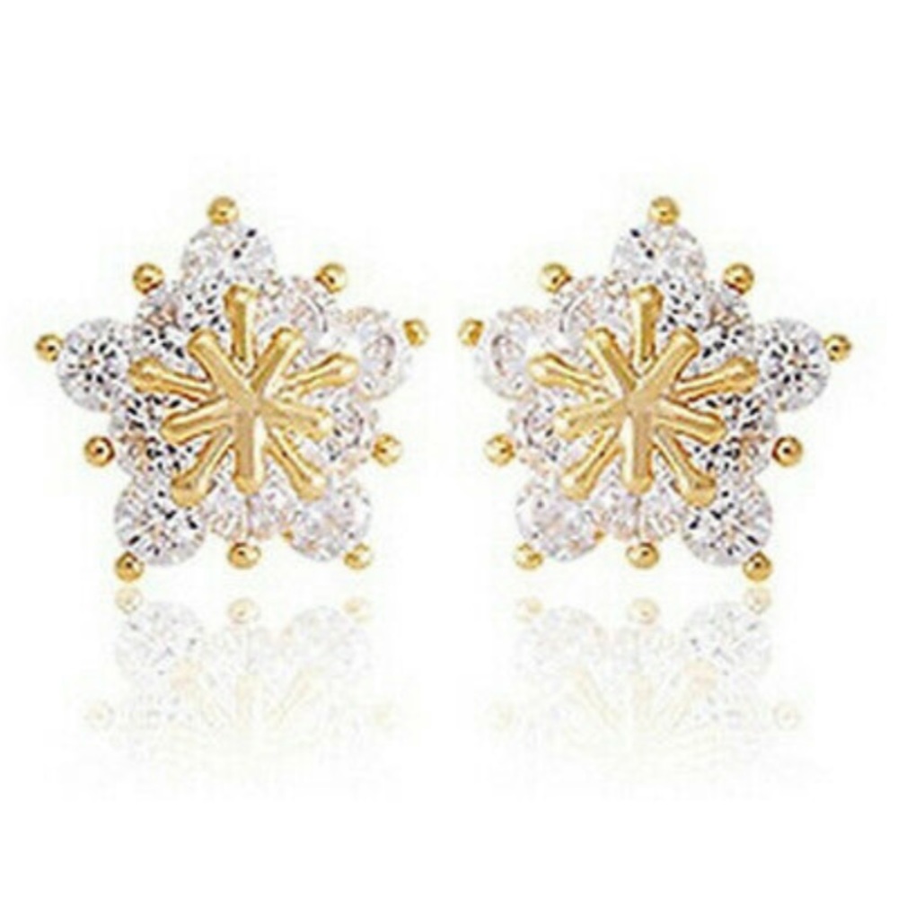 New 18k gold plated snowflake stud earrings - Picture 2 of 2